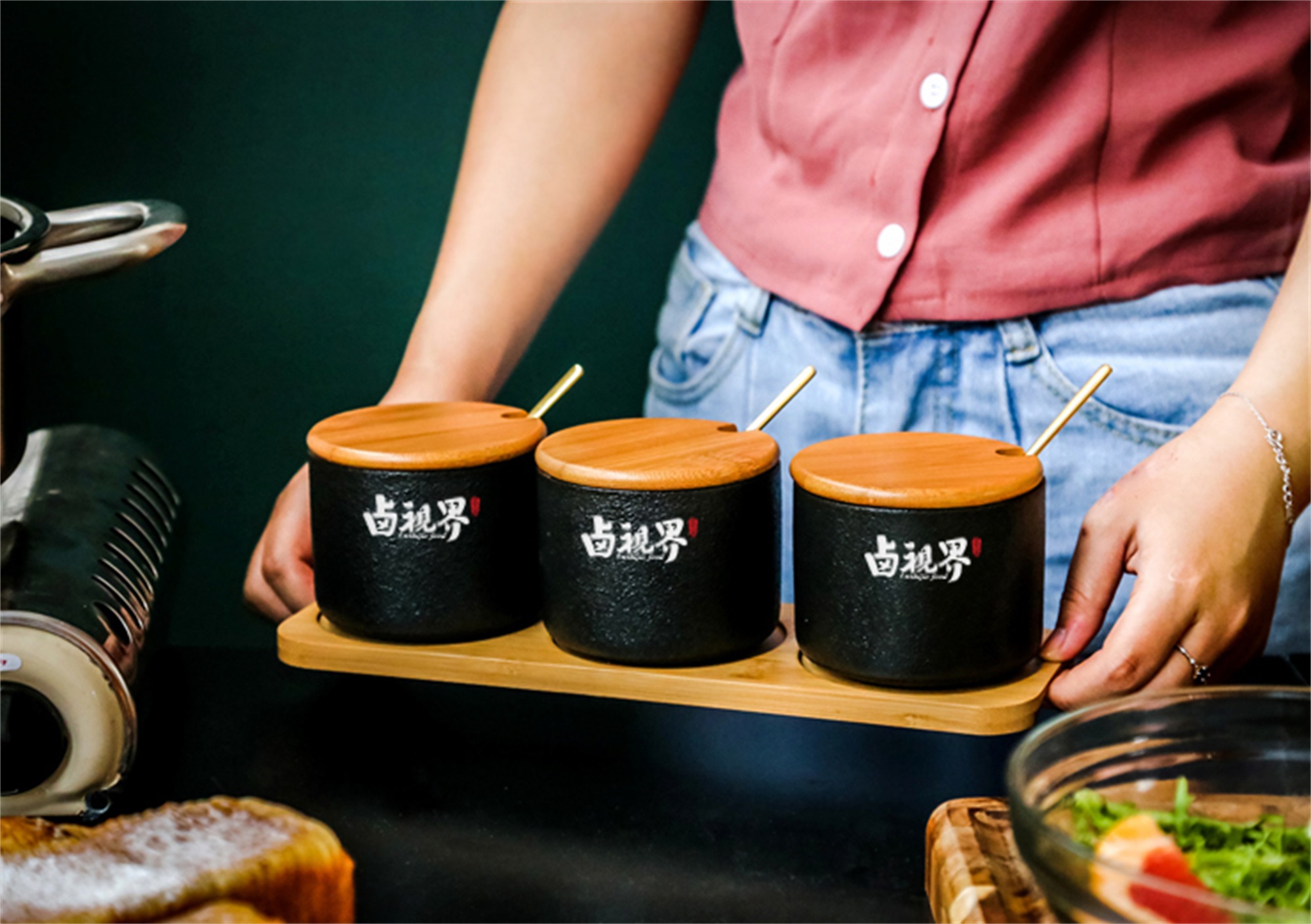 特色餐飲品牌設計，連鎖店餐飲品牌VI設計，餐飲公司品牌logo設計